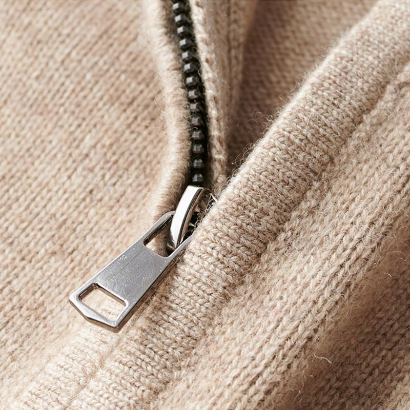 Pull Homme Col Zippé