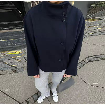 Elise – Veste Courte Croisée de Luxe