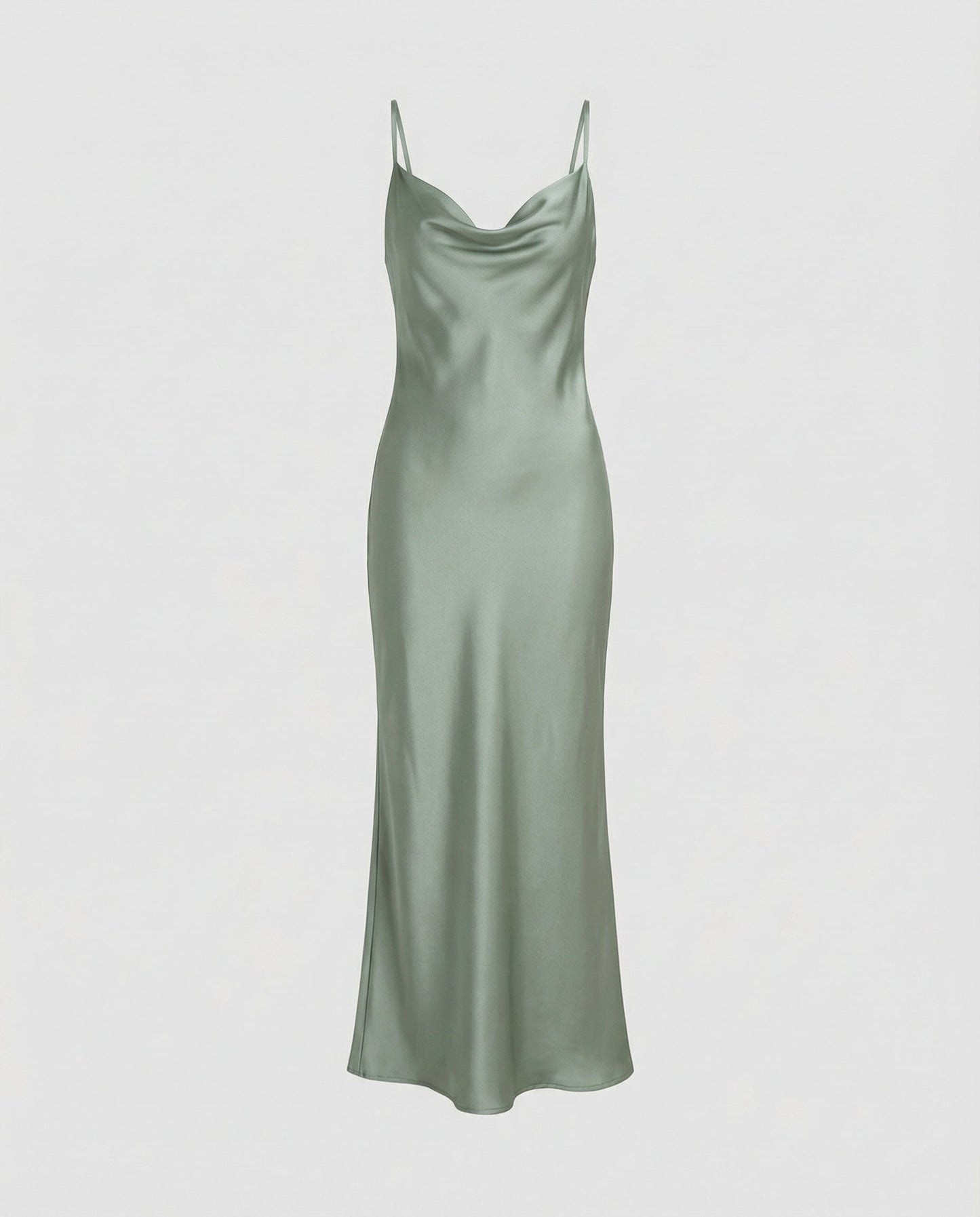 Robe satinée élégante femme tendance